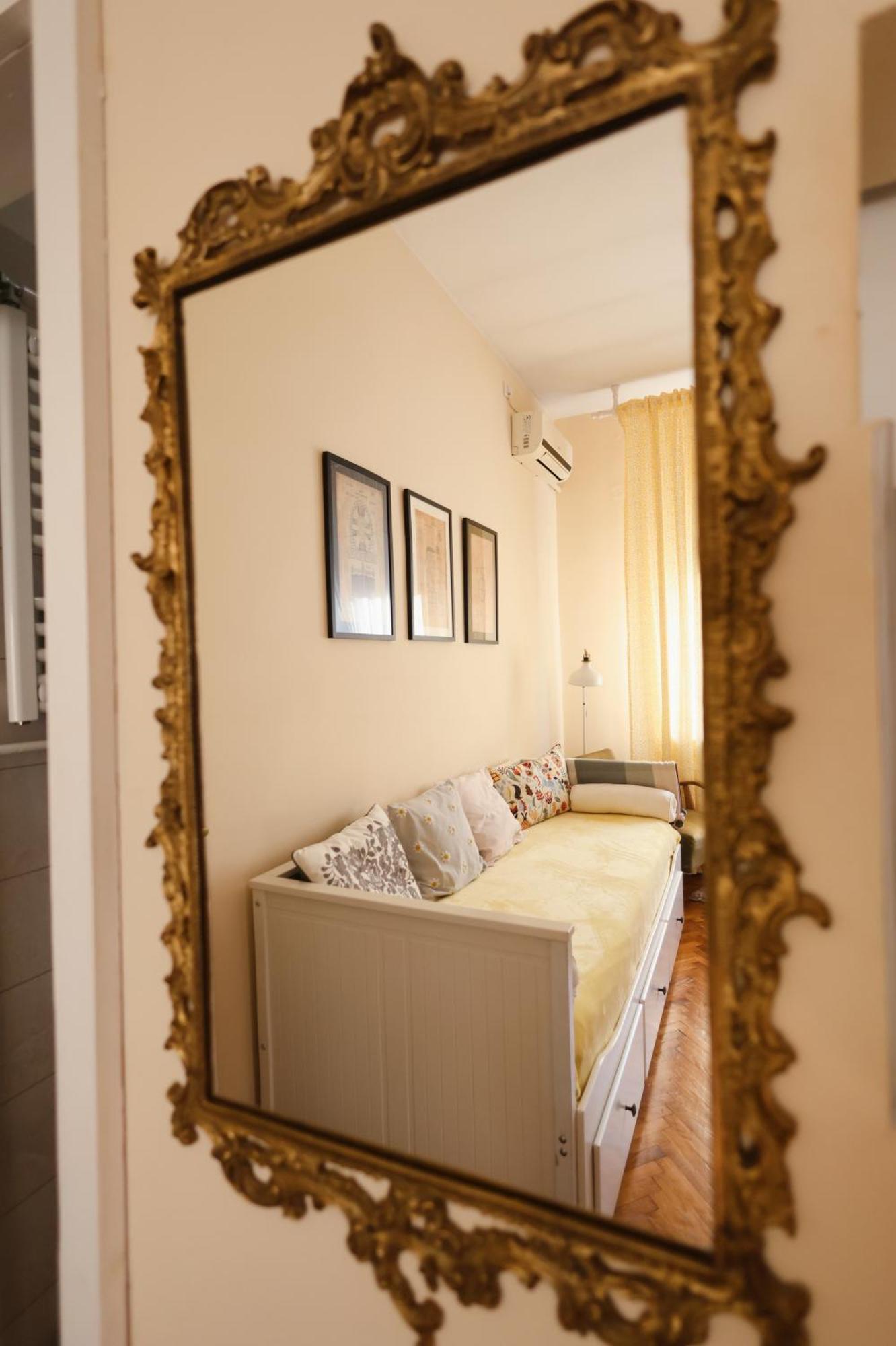 Studio Jasna Novi Sad Buitenkant foto