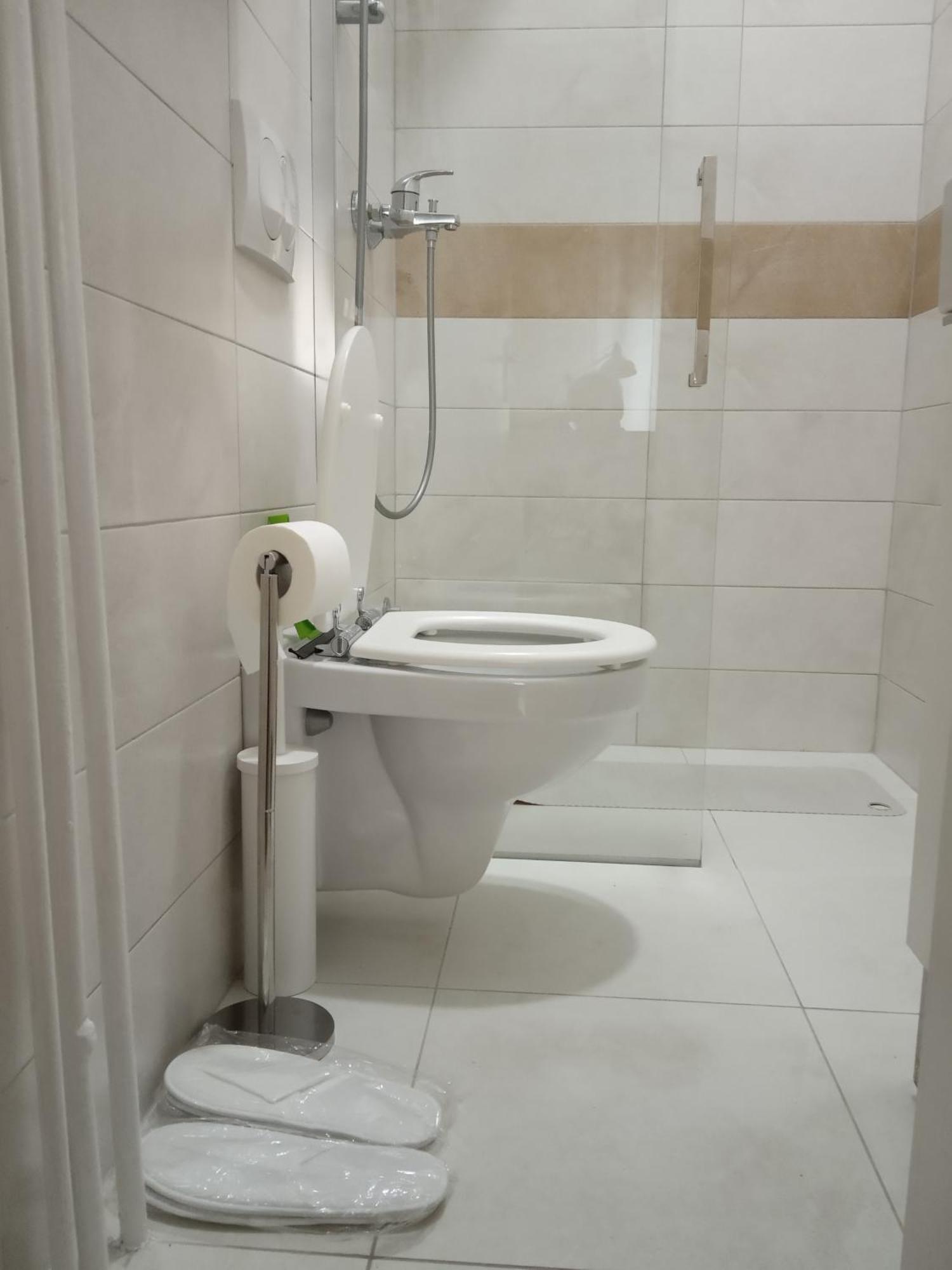 Studio Jasna Novi Sad Buitenkant foto